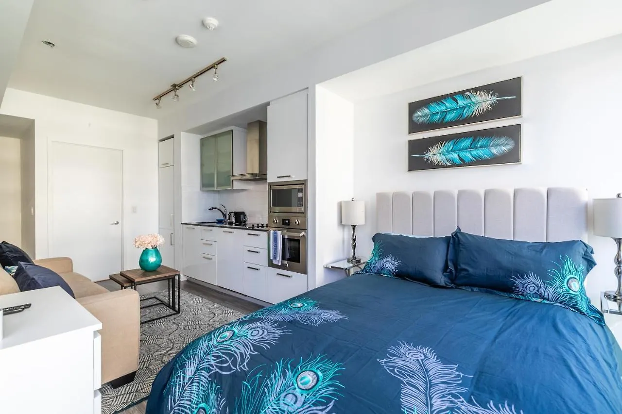 Marvelous Apartments In The Heart Of Toronto 0*,