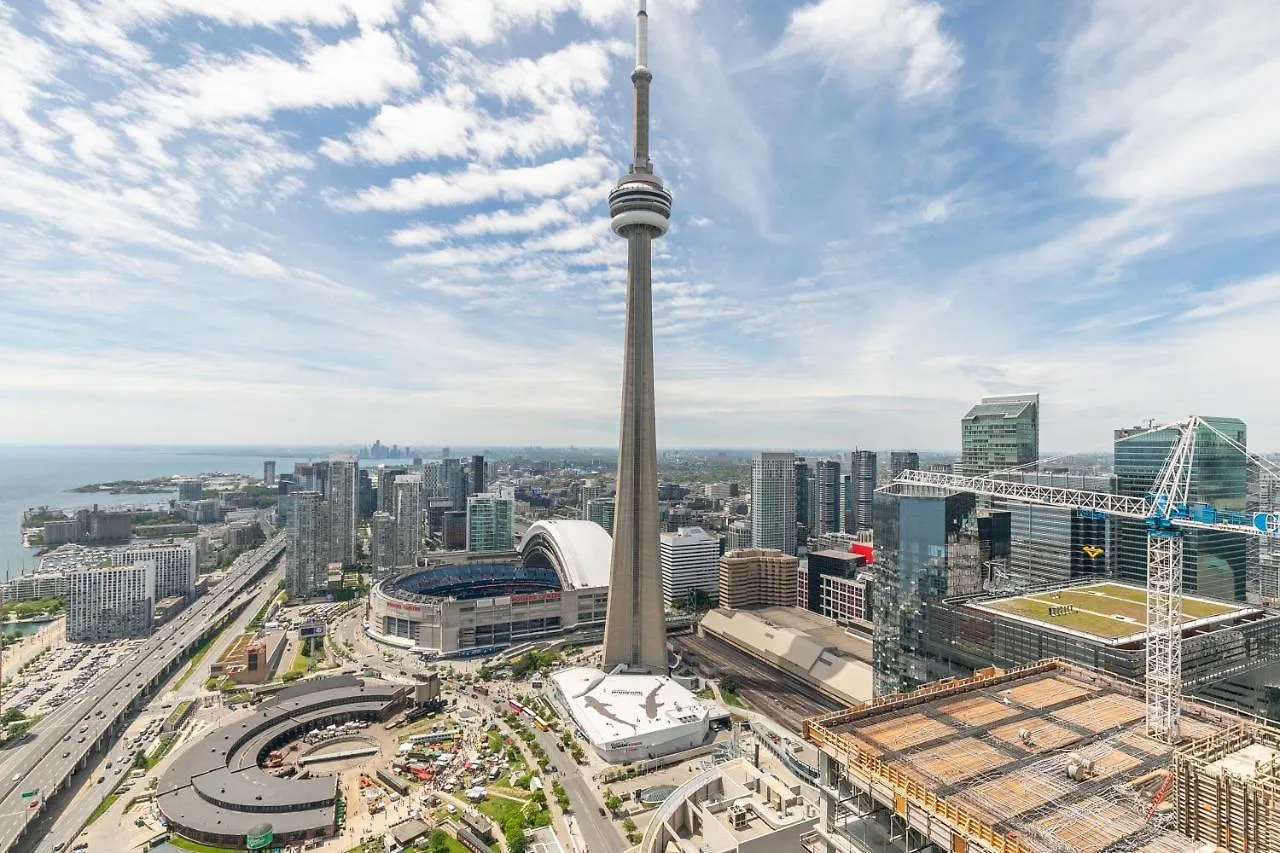 Marvelous Apartments In The Heart Of Toronto 0*,